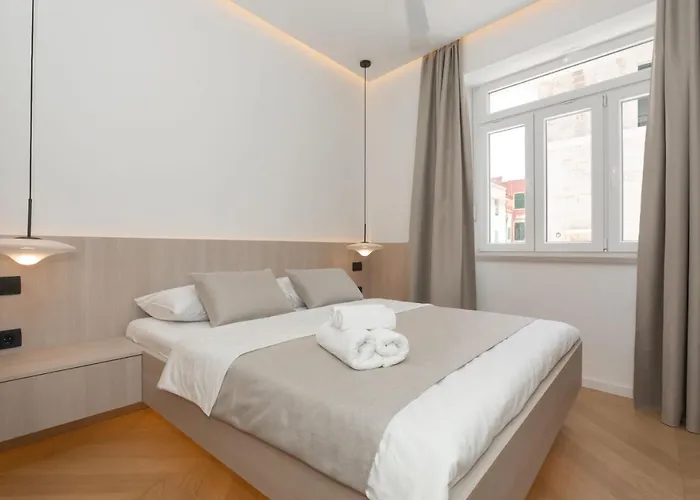 아파트 Etoile 시베니크